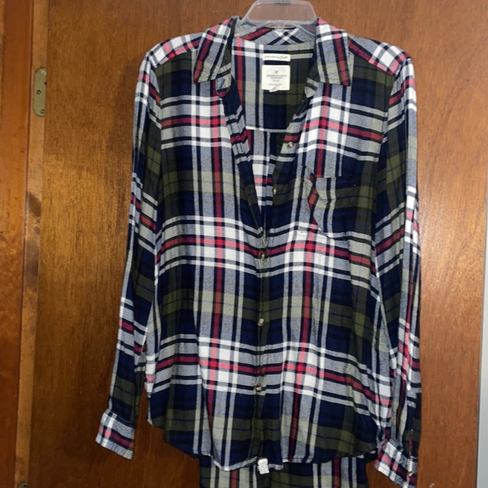 Super soft flannel! Boyfriend fit